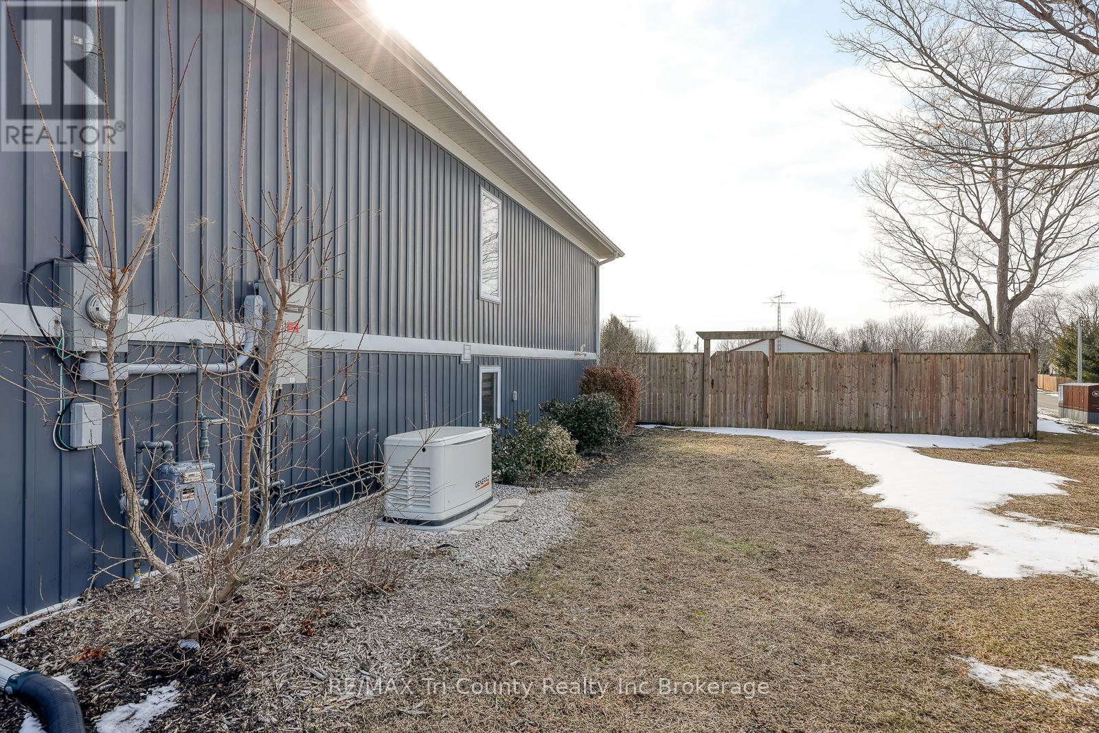 27 Ann Street, Bayham, Ontario  N0J 1Z0 - Photo 45 - X12964200