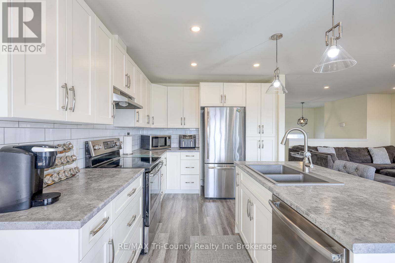 27 Ann Street, Bayham, Ontario  N0J 1Z0 - Photo 5 - X12964200