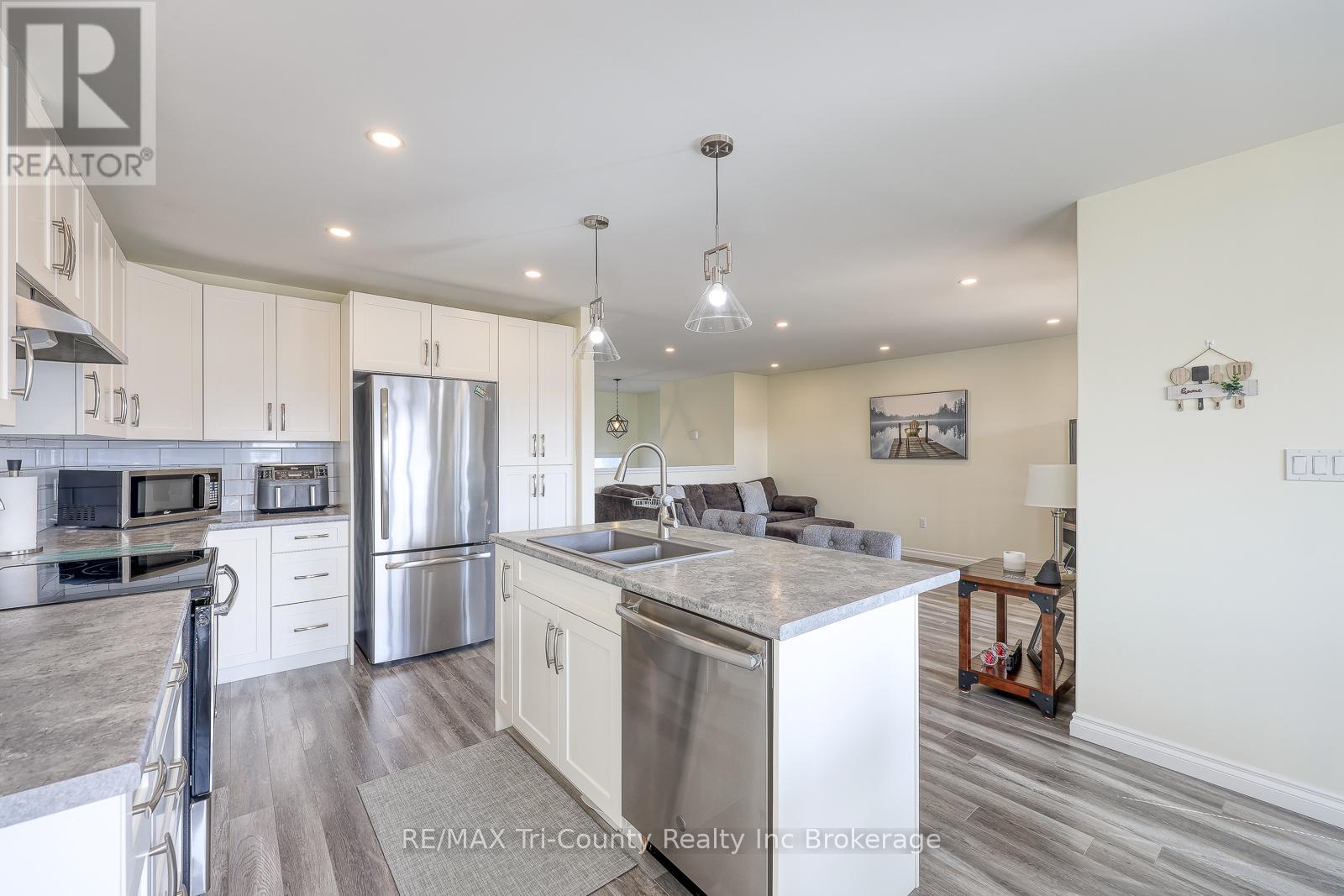 27 Ann Street, Bayham, Ontario  N0J 1Z0 - Photo 6 - X12964200