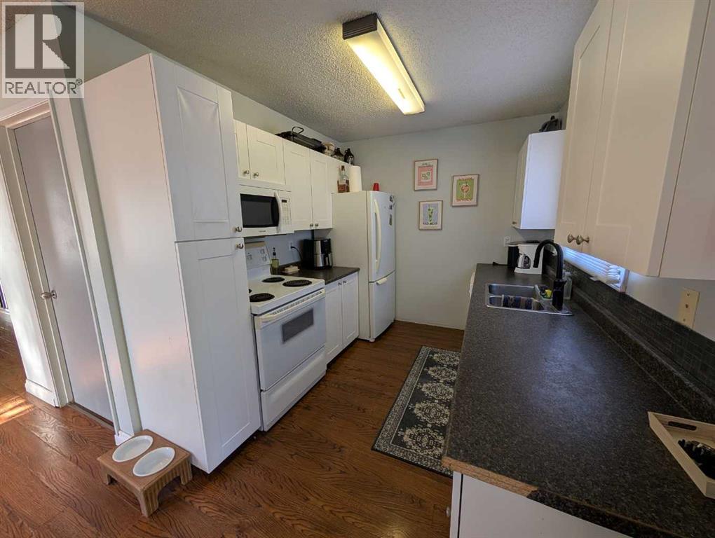 52 Collins Crescent Se, Medicine Hat, Alberta T1B 1T8 - Photo 11 - A2293857