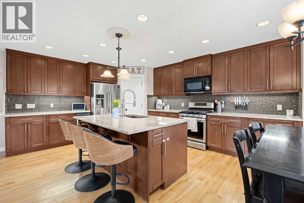 164 West Lakeview Circle, Chestermere, Alberta