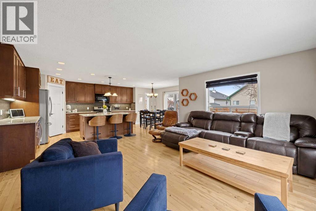 164 West Lakeview Circle, Chestermere, Alberta  T1X 1H7 - Photo 11 - A2292609