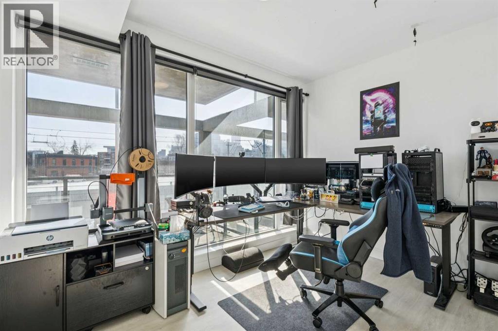 211, 327 9a Street NW, Calgary, Alberta  T2N 1T7 - Photo 9 - A2298925