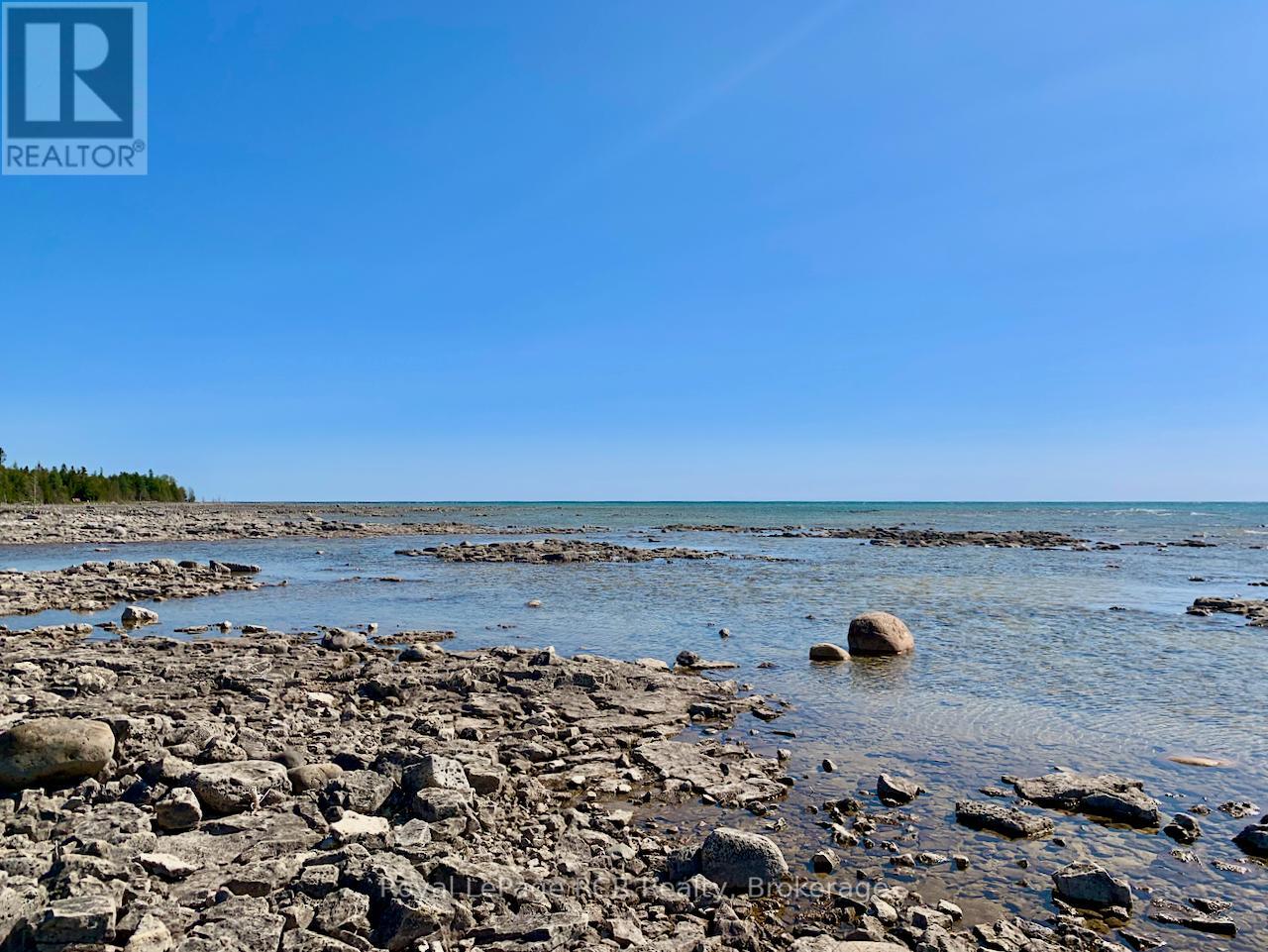 30 Pike Street, Northern Bruce Peninsula, Ontario  N0H 1W0 - Photo 24 - X12964192