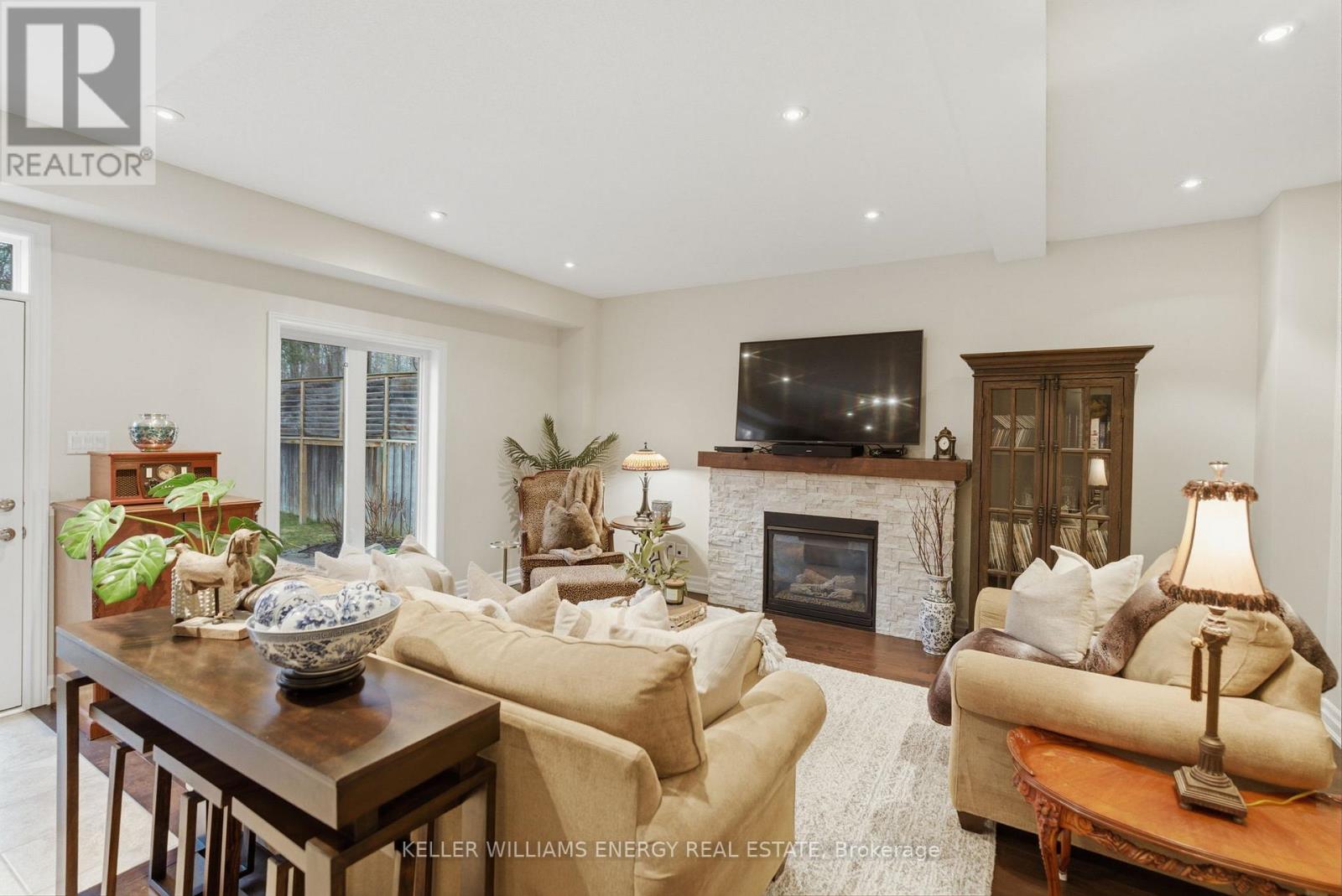 568 George Reynolds Drive, Clarington, Ontario L1E 0A8 - Photo 9 - E12964102