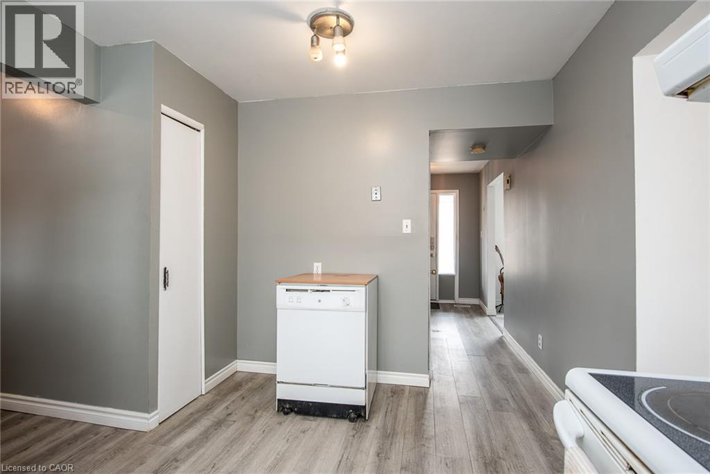 135 Vintage Crescent, Kitchener, Ontario  N2P 1L1 - Photo 23 - 40818140