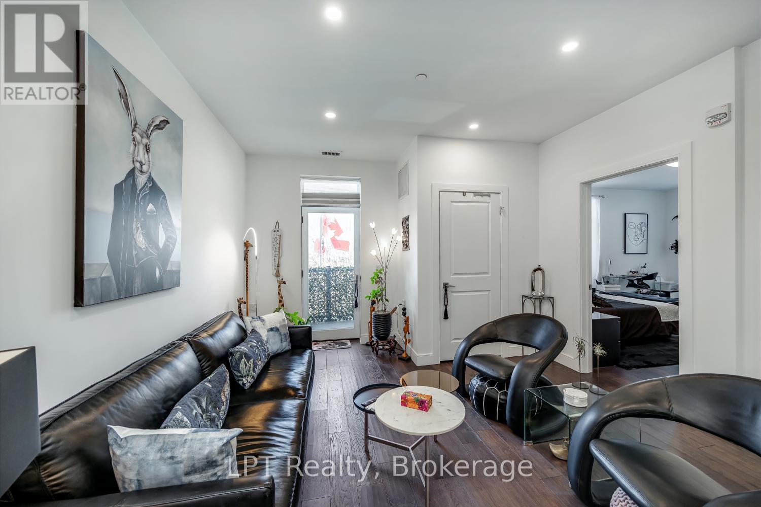 209 - 135 Orr Street, Cobourg, Ontario K9A 0J6 - Photo 10 - X12963964