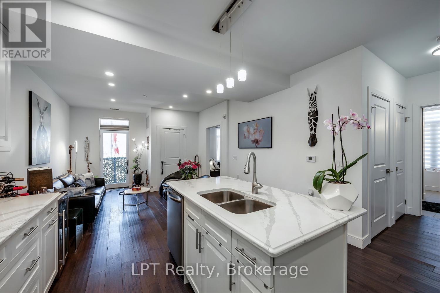 209 - 135 Orr Street, Cobourg, Ontario K9A 0J6 - Photo 4 - X12963964