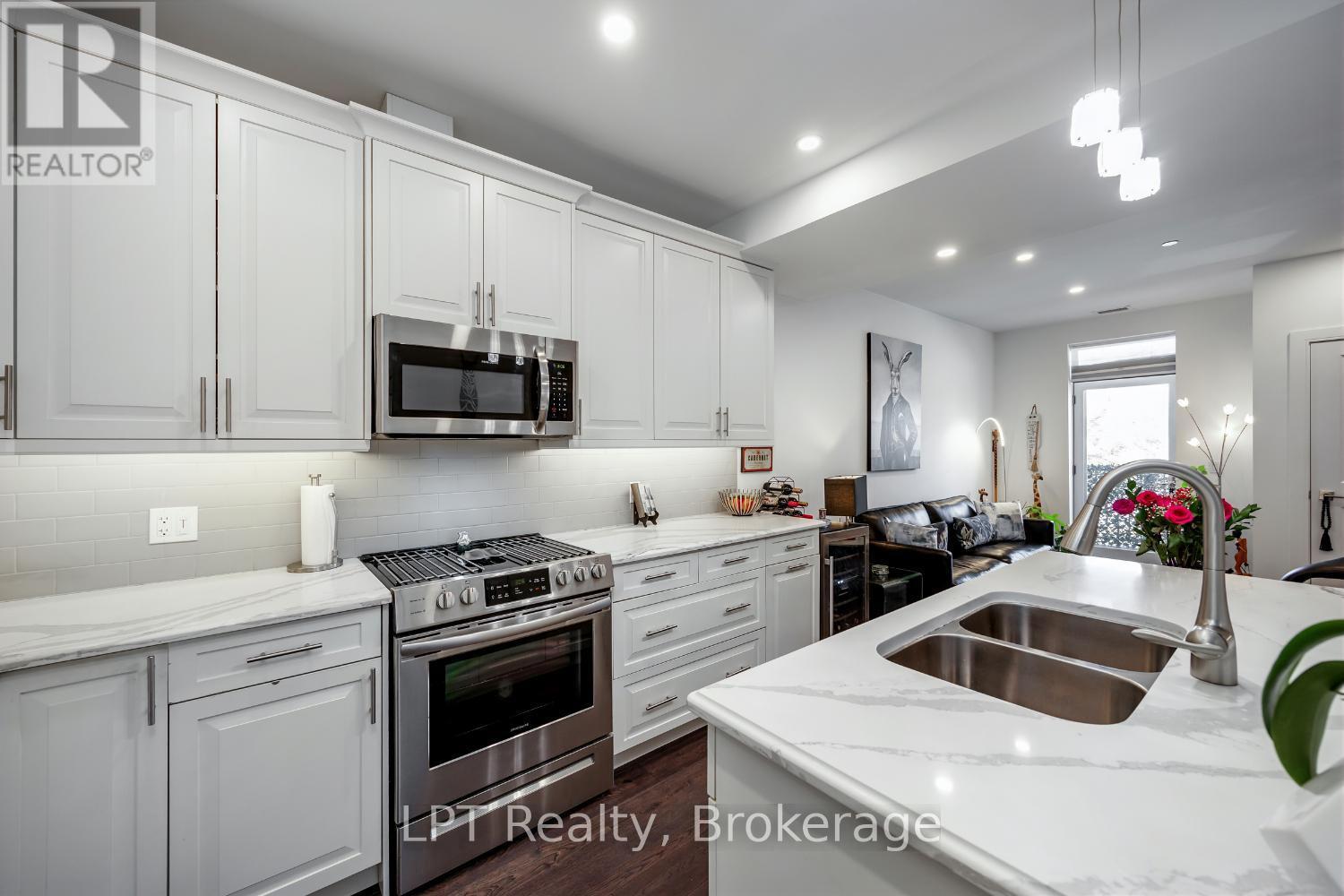 209 - 135 Orr Street, Cobourg, Ontario K9A 0J6 - Photo 5 - X12963964