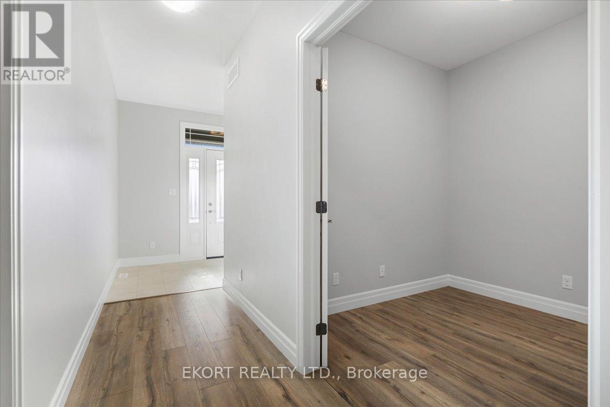 30 Wims Way, Belleville, Ontario  K8N 0H8 - Photo 5 - X12964032