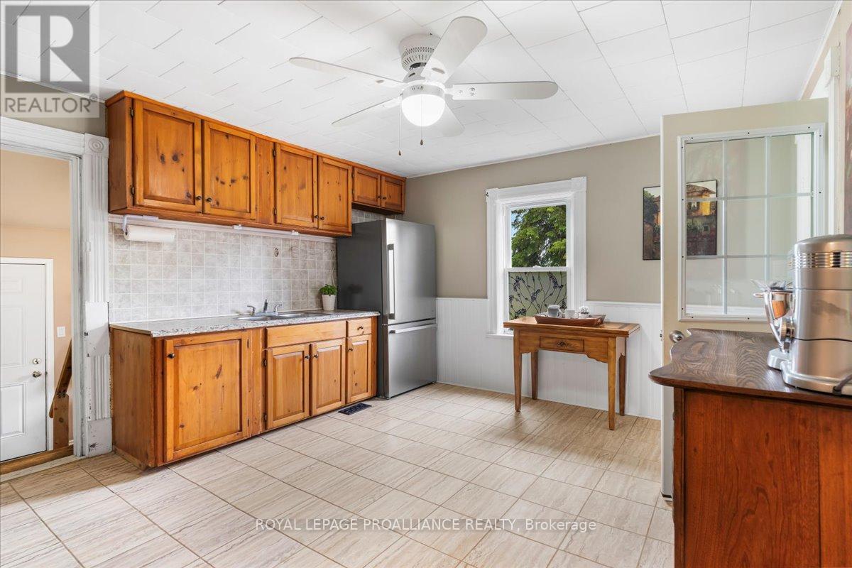 3 Colborne Street, Tweed, Ontario  K0K 3J0 - Photo 10 - X12964042