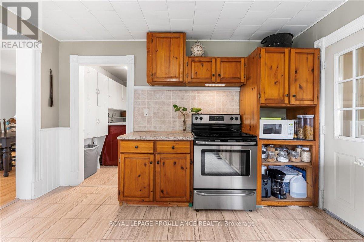 3 Colborne Street, Tweed, Ontario  K0K 3J0 - Photo 14 - X12964042