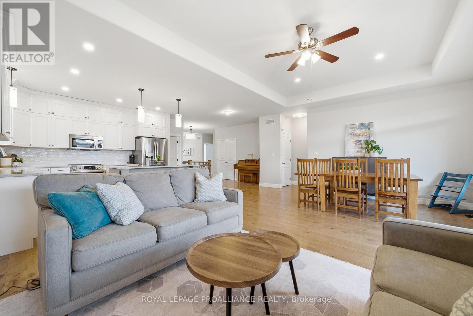 58 Crews Crescent, Quinte West (Murray Ward), Ontario  K8V 0G3 - Photo 16 - X12964120