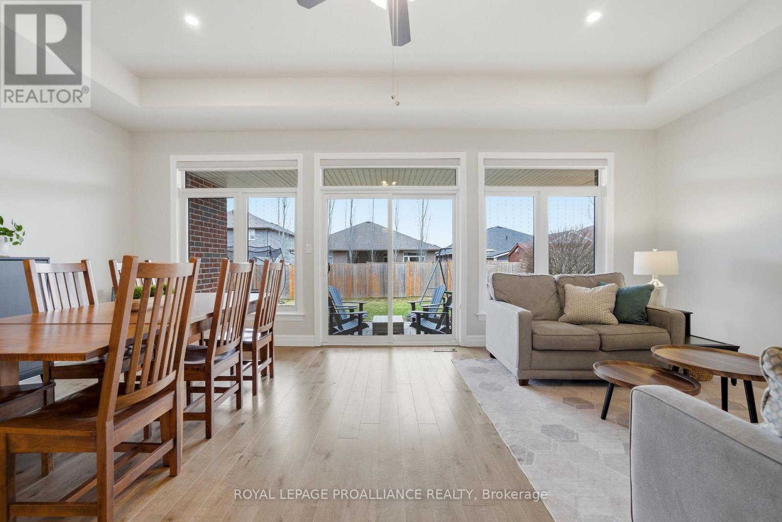 58 Crews Crescent, Quinte West (Murray Ward), Ontario  K8V 0G3 - Photo 17 - X12964120