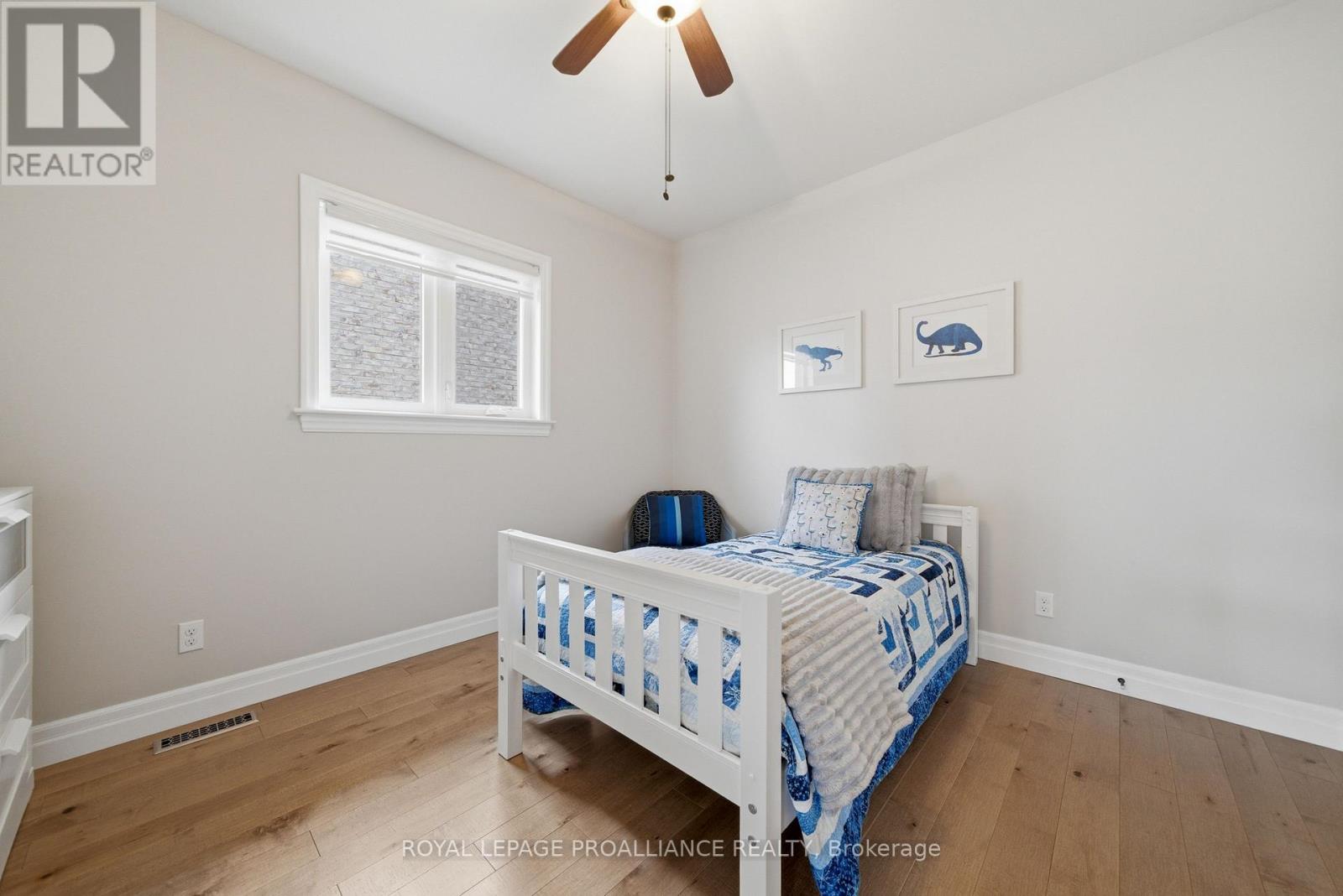 58 Crews Crescent, Quinte West (Murray Ward), Ontario  K8V 0G3 - Photo 23 - X12964120