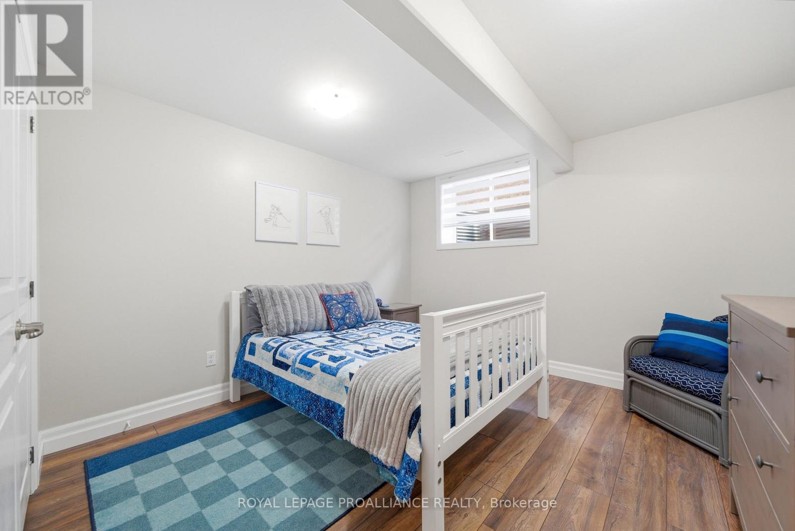 58 Crews Crescent, Quinte West (Murray Ward), Ontario  K8V 0G3 - Photo 36 - X12964120