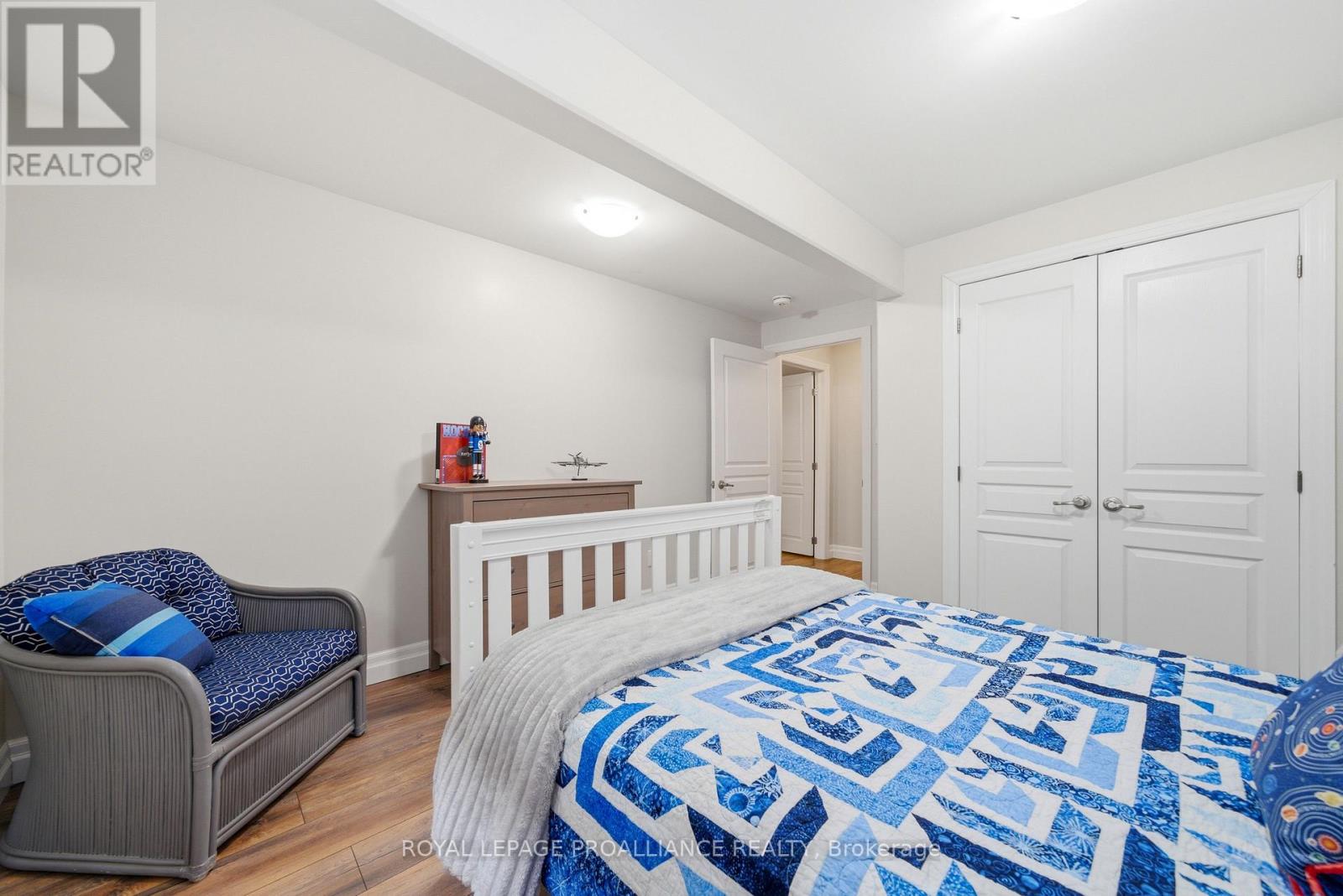 58 Crews Crescent, Quinte West (Murray Ward), Ontario  K8V 0G3 - Photo 37 - X12964120