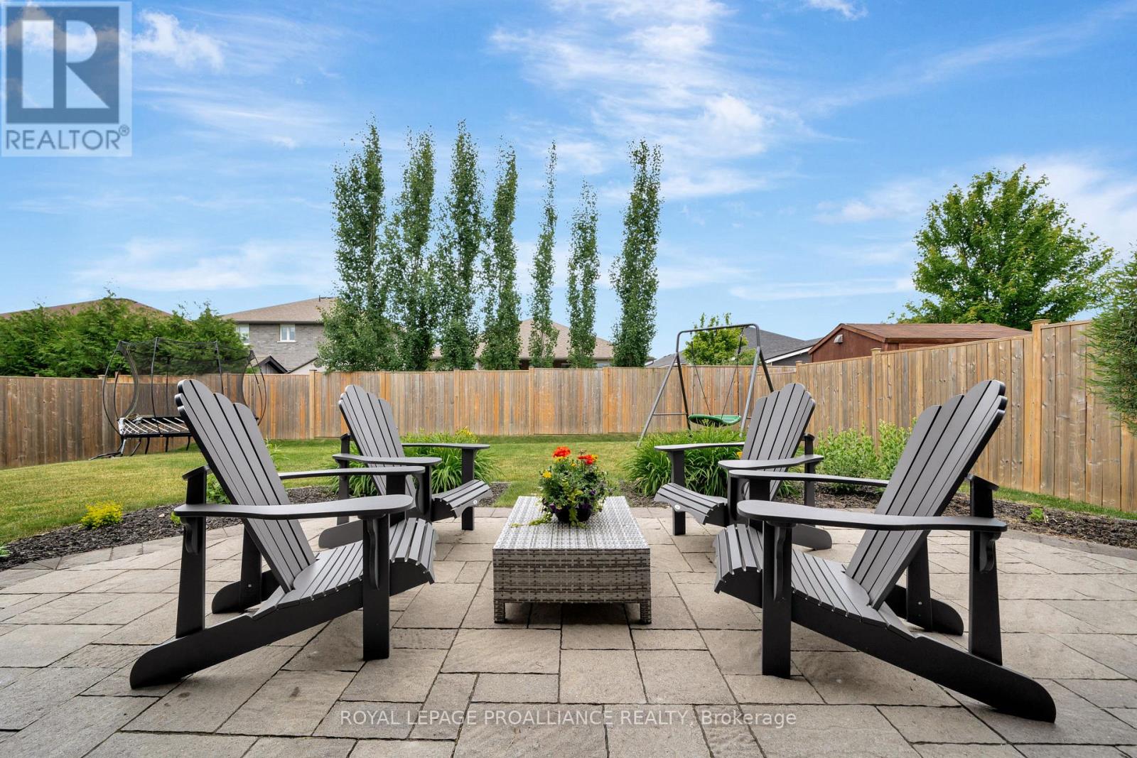 58 Crews Crescent, Quinte West (Murray Ward), Ontario  K8V 0G3 - Photo 43 - X12964120