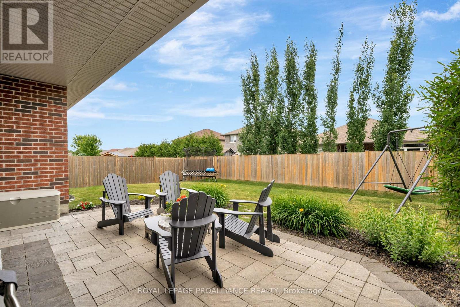 58 Crews Crescent, Quinte West (Murray Ward), Ontario  K8V 0G3 - Photo 44 - X12964120