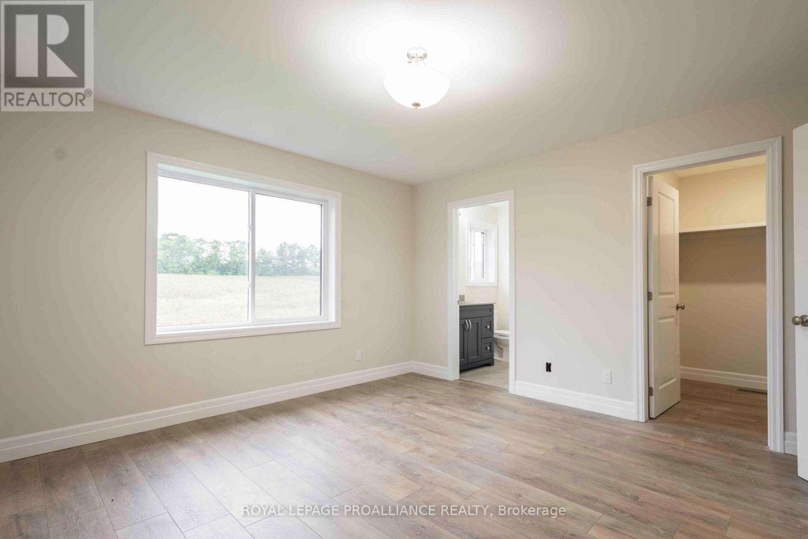 81 Meagan Lane, Quinte West (Frankford Ward), Ontario  K0K 2C0 - Photo 9 - X12964122