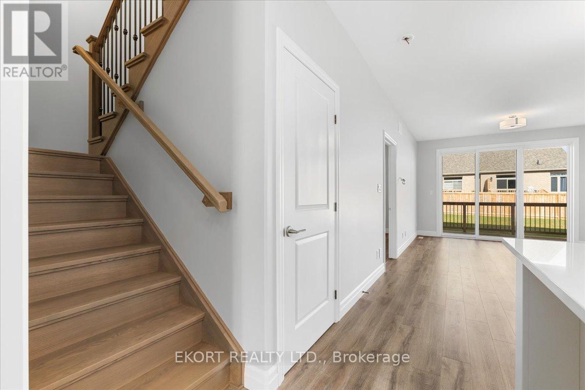 166 Appledene Drive, Quinte West, Ontario  K8V 6J3 - Photo 13 - X12964182