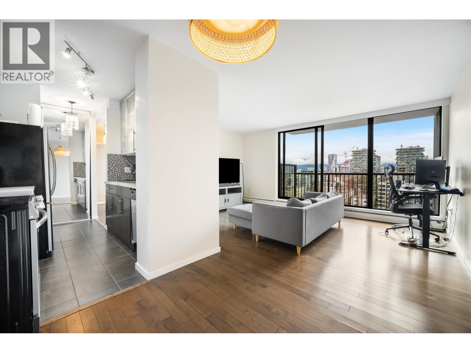 1702 1330 Harwood Street, Vancouver, British Columbia  V6E 1S8 - Photo 3 - R3107272