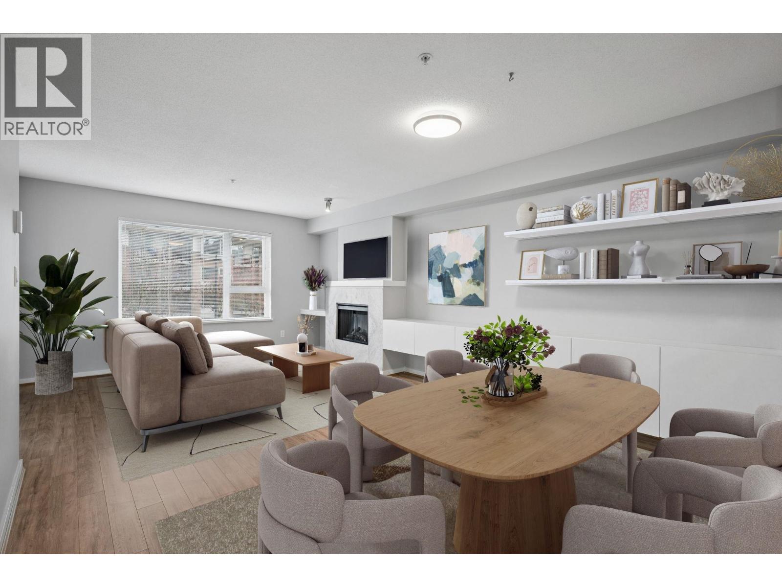 214 4783 DAWSON STREET, Burnaby, British Columbia