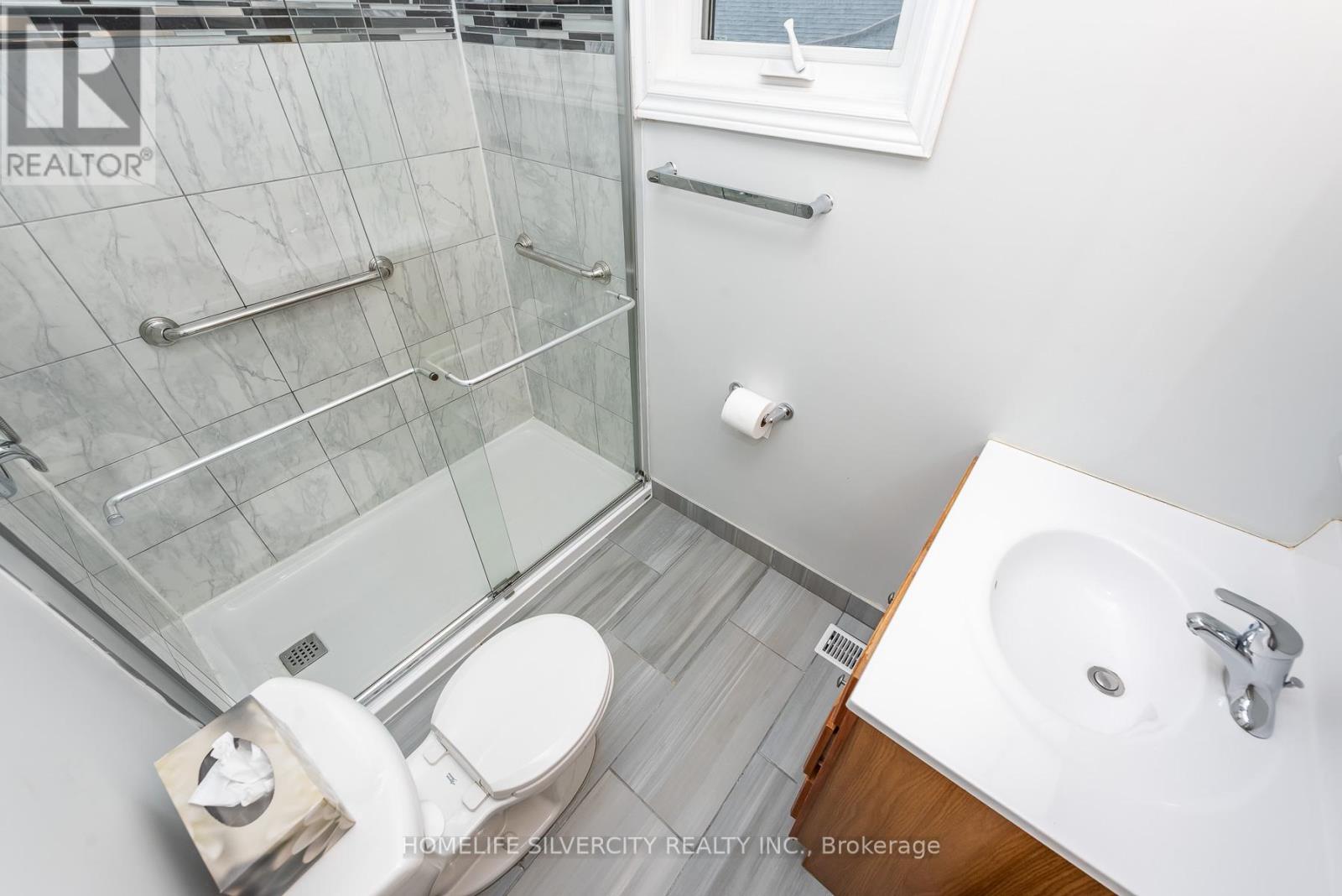 327 The West Way, Toronto, Ontario  M9R 1H1 - Photo 30 - W12963926