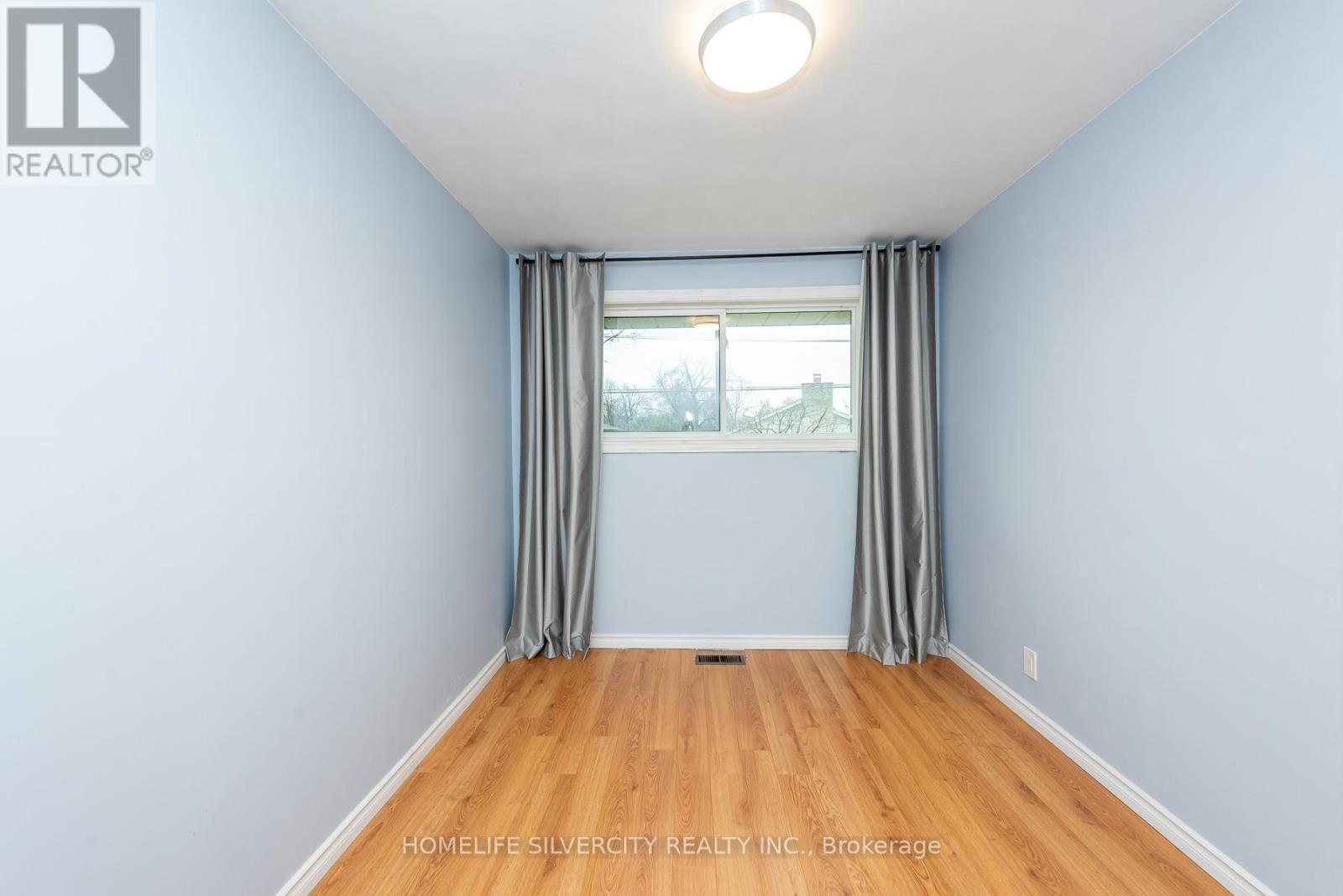 327 The West Way, Toronto, Ontario  M9R 1H1 - Photo 28 - W12963926