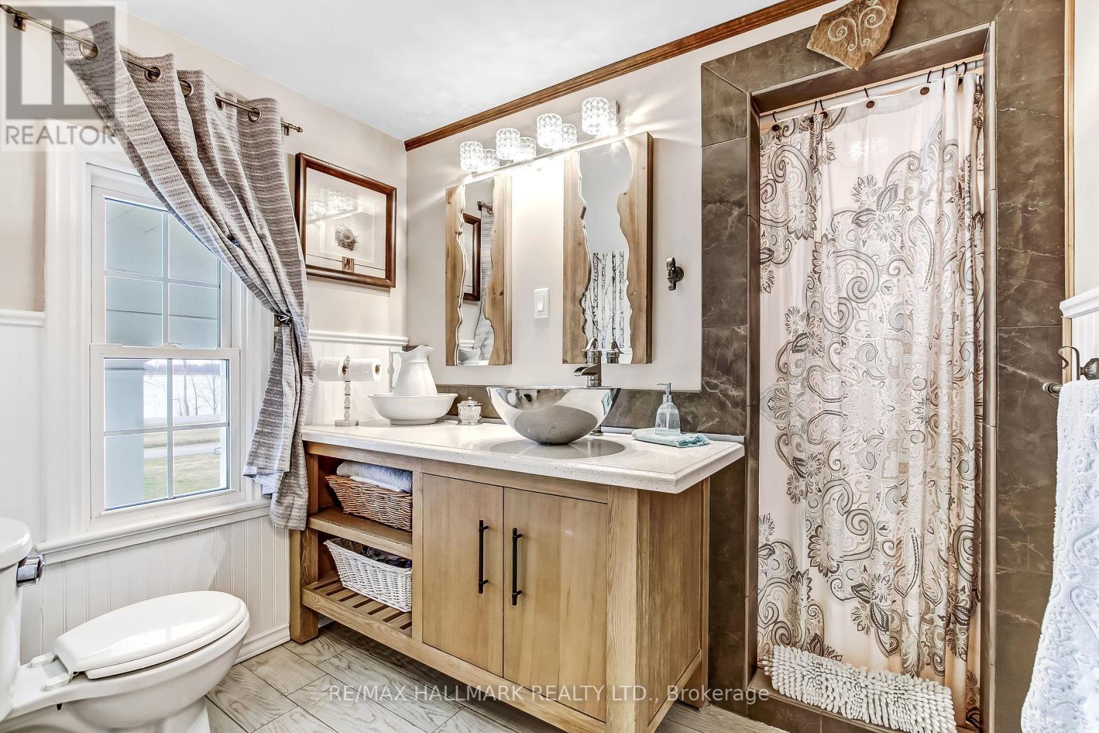 1927 Niagara Parkway, Fort Erie, Ontario  L2A 5M4 - Photo 32 - X12902632