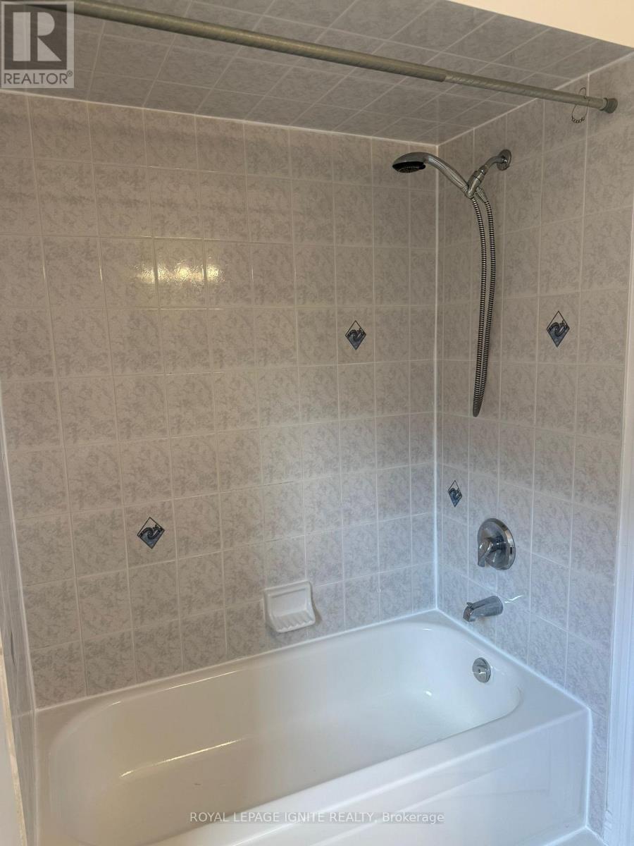 3 Todmorden Drive, Brampton, Ontario  L7A 1M5 - Photo 37 - W12952868