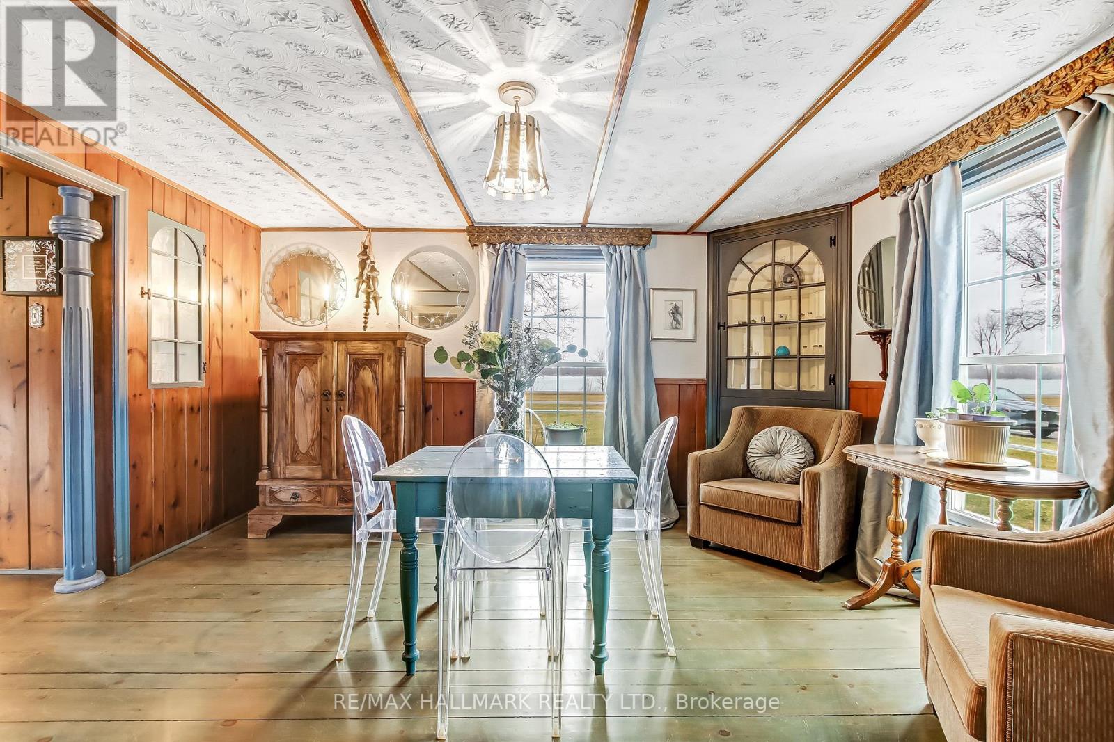 1927 Niagara Parkway, Fort Erie, Ontario  L2A 5M4 - Photo 11 - X12902632