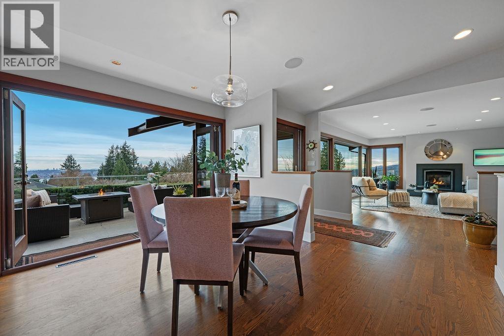 124 Carisbrooke Crescent, North Vancouver, British Columbia  V7N 2S1 - Photo 13 - R3107271