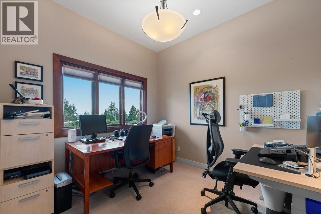 124 Carisbrooke Crescent, North Vancouver, British Columbia  V7N 2S1 - Photo 24 - R3107271