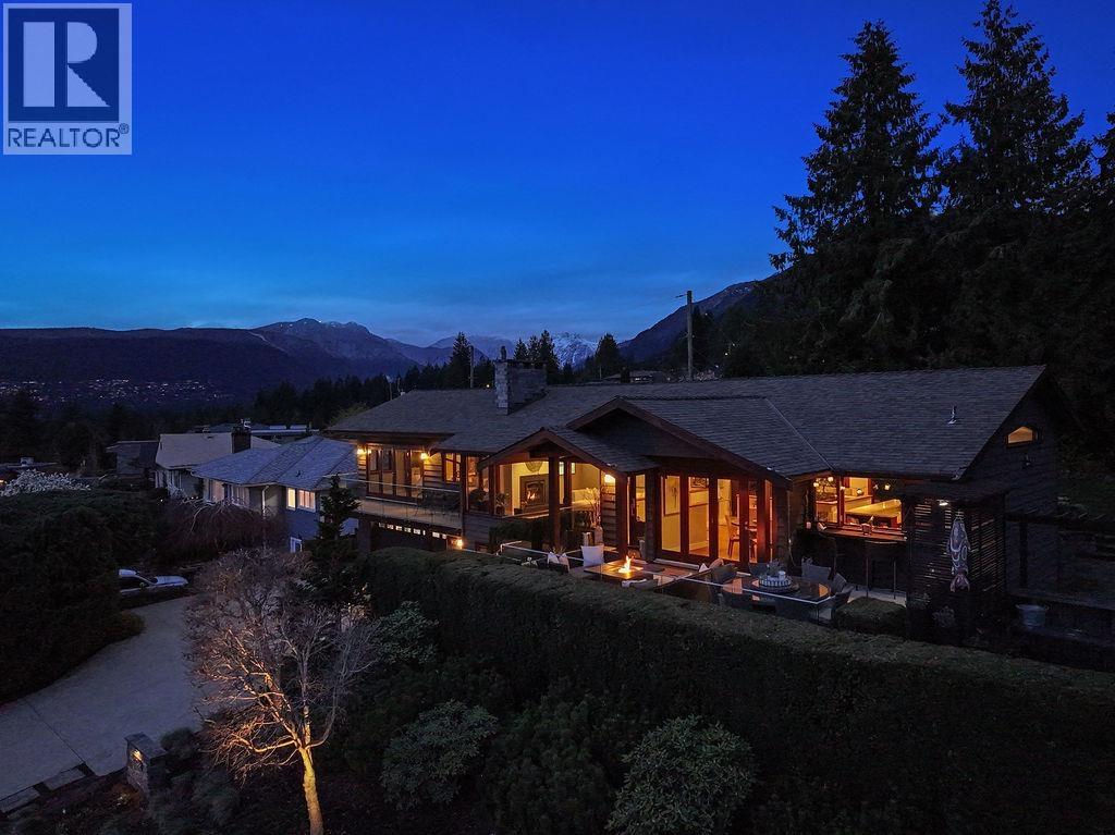 124 Carisbrooke Crescent, North Vancouver, British Columbia  V7N 2S1 - Photo 40 - R3107271