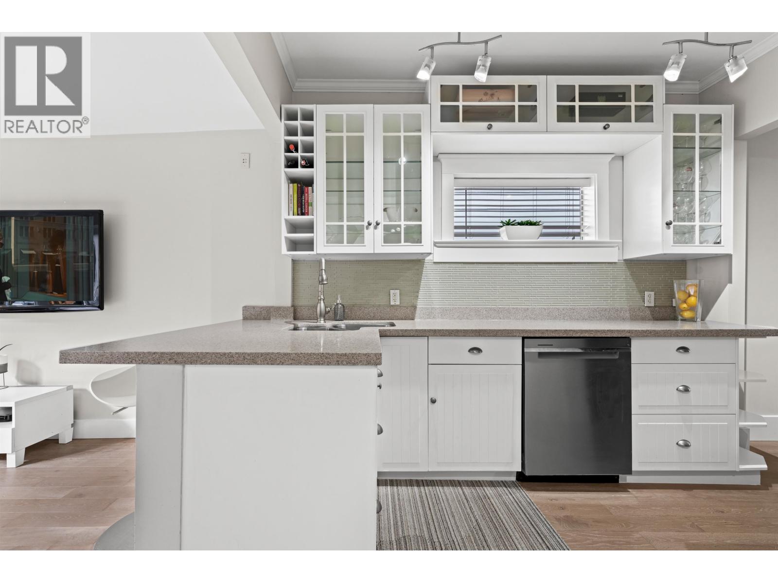 846 E 23rd Avenue, Vancouver, British Columbia  V5V 1Y4 - Photo 12 - R3107275