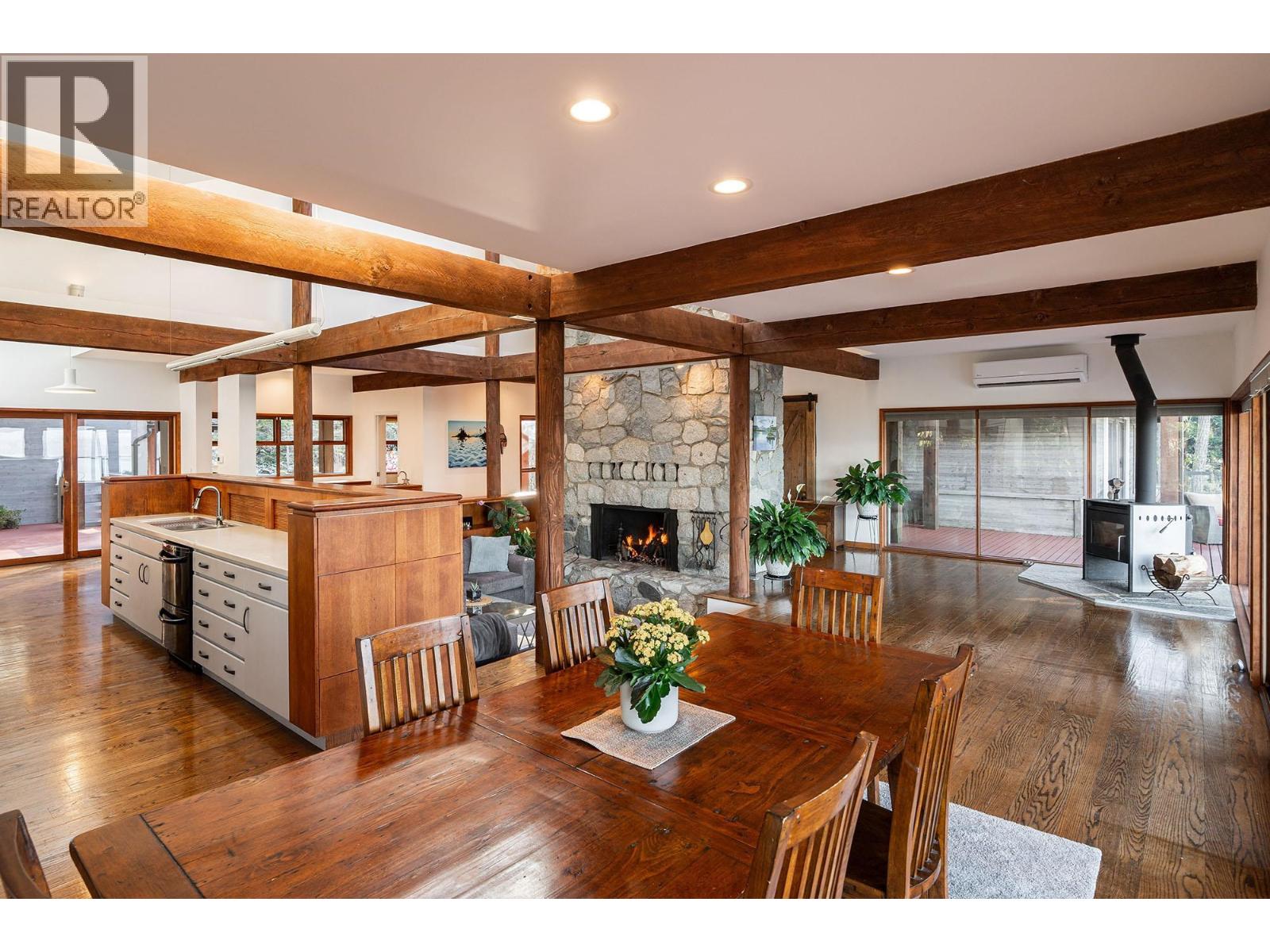 1675 Whitesails Drive, Bowen Island, British Columbia  V0N 1G2 - Photo 13 - R3107278