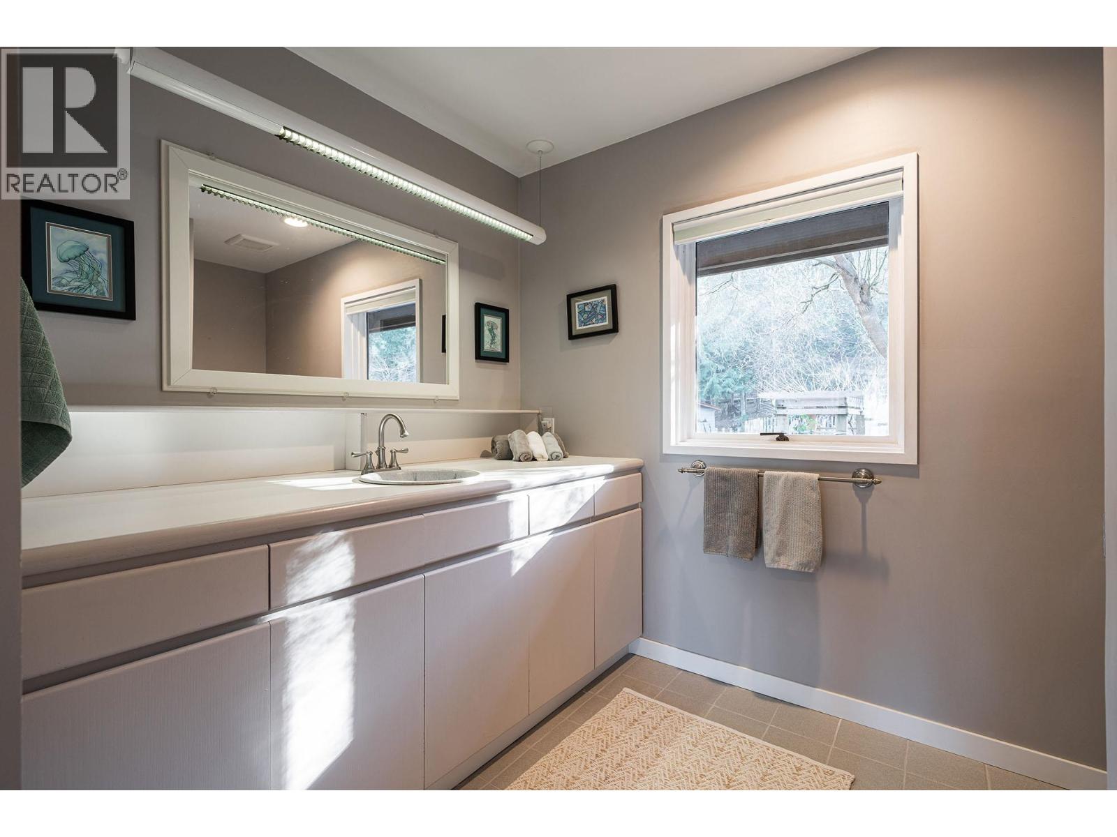 1675 Whitesails Drive, Bowen Island, British Columbia  V0N 1G2 - Photo 30 - R3107278