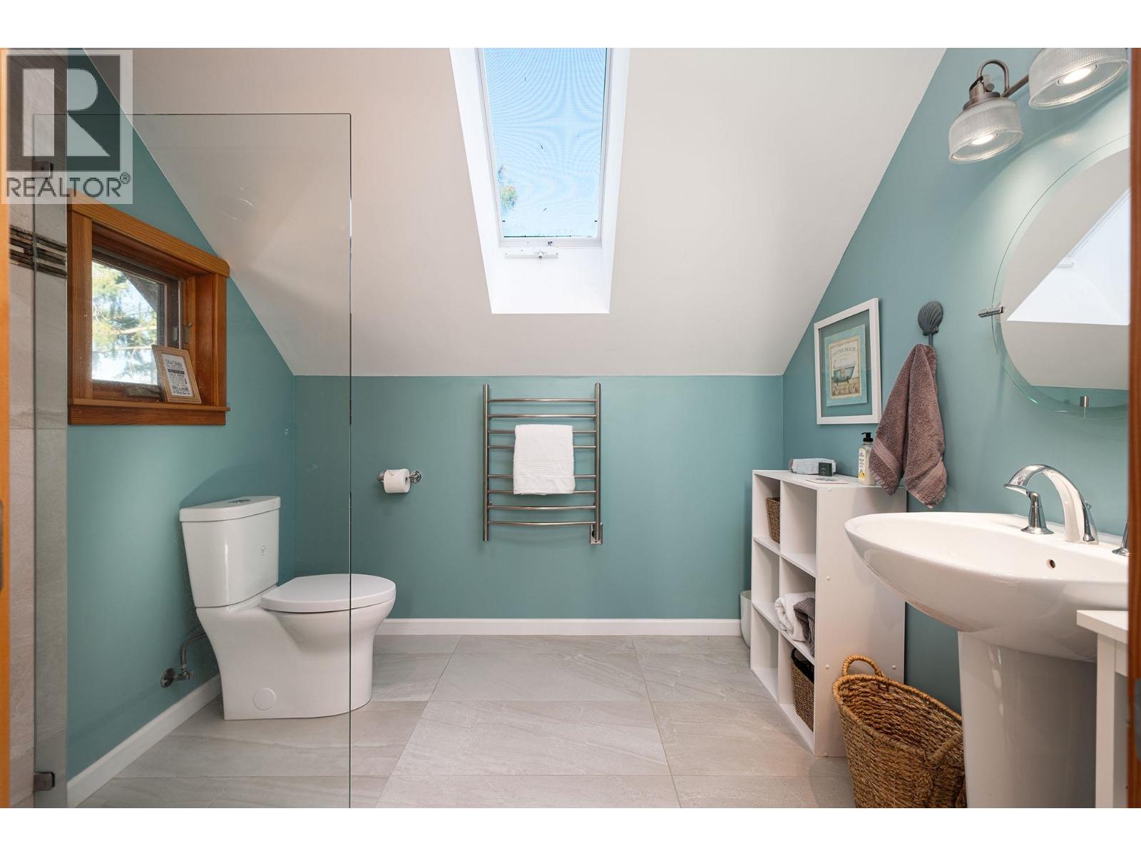 1675 Whitesails Drive, Bowen Island, British Columbia  V0N 1G2 - Photo 34 - R3107278