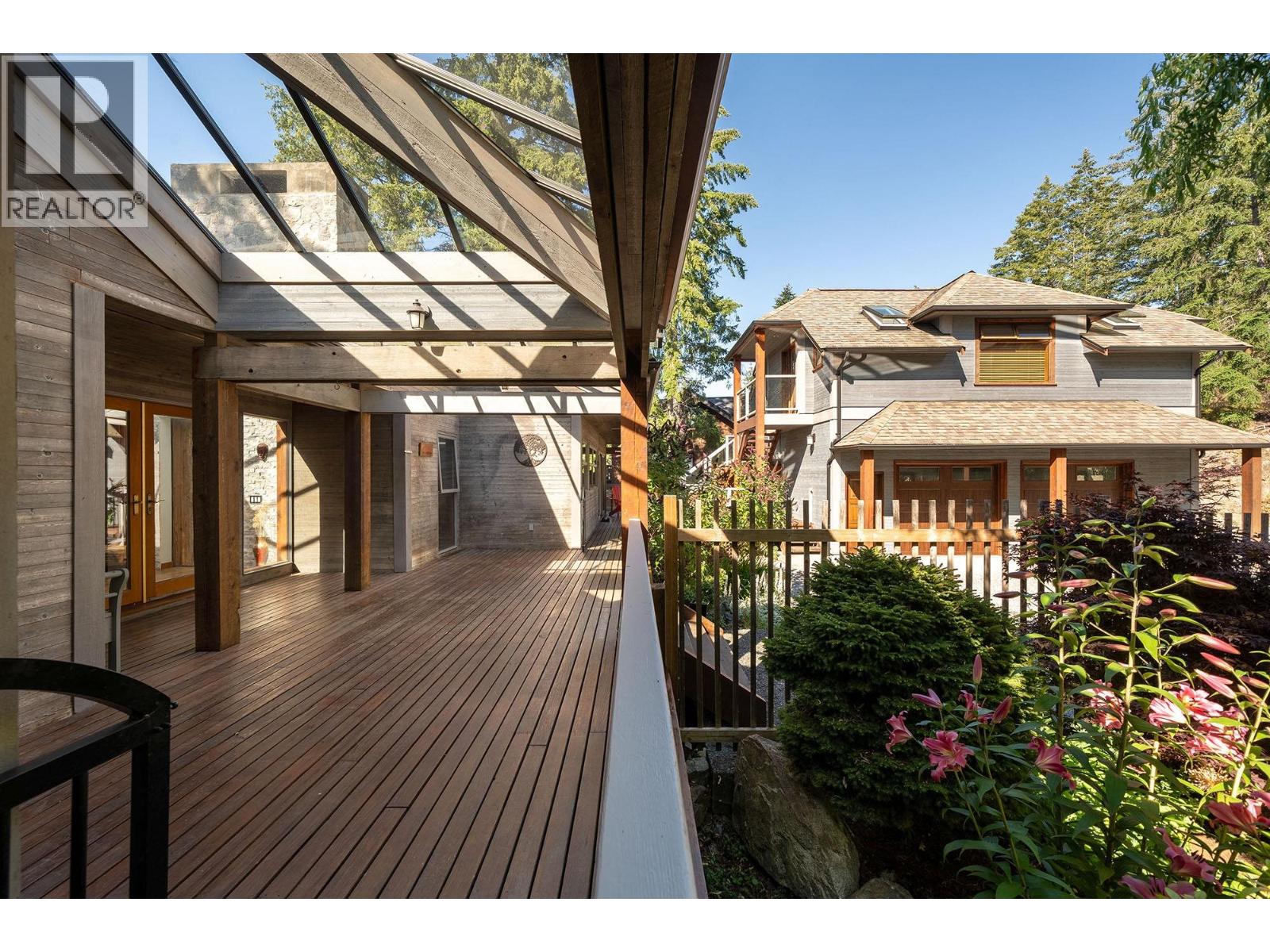 1675 Whitesails Drive, Bowen Island, British Columbia  V0N 1G2 - Photo 4 - R3107278