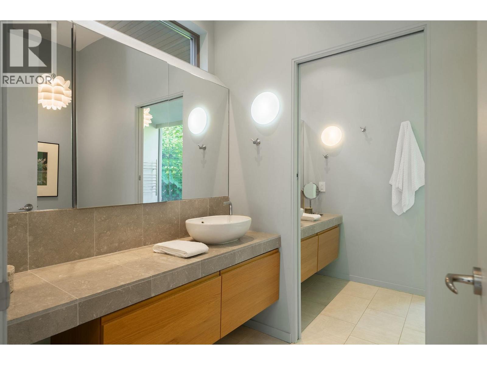 1754 Frances Walk, Bowen Island, British Columbia  V0N 1G2 - Photo 17 - R3107279