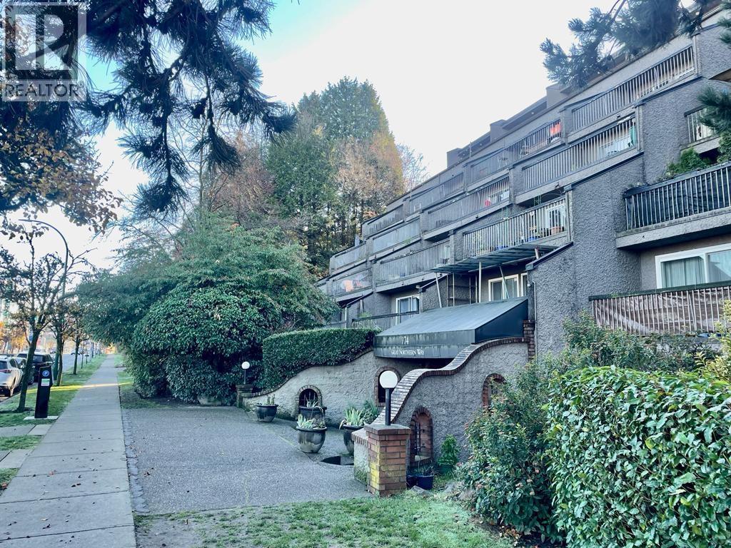 409 774 Great Northren Way, Vancouver, British Columbia  V5T 1E1 - Photo 1 - R3107231