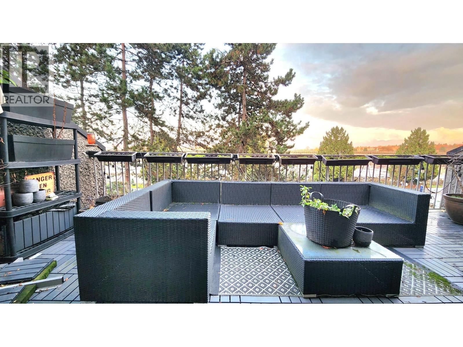 409 774 Great Northren Way, Vancouver, British Columbia  V5T 1E1 - Photo 3 - R3107231