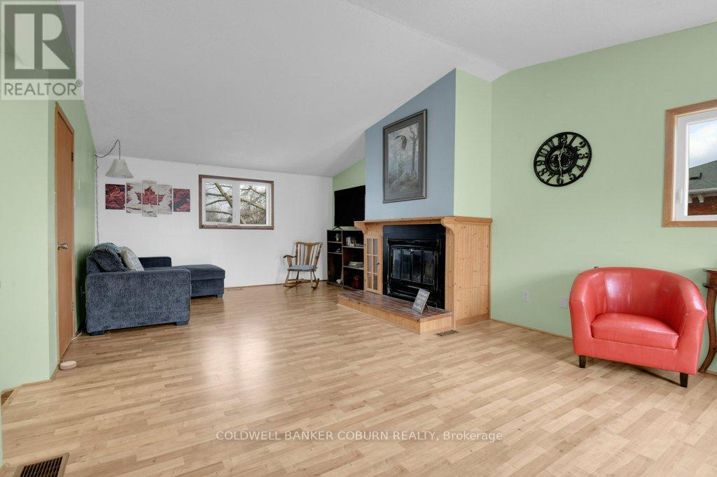 49 Kyle Drive, South Dundas, Ontario  K0C 1X0 - Photo 25 - X12963966