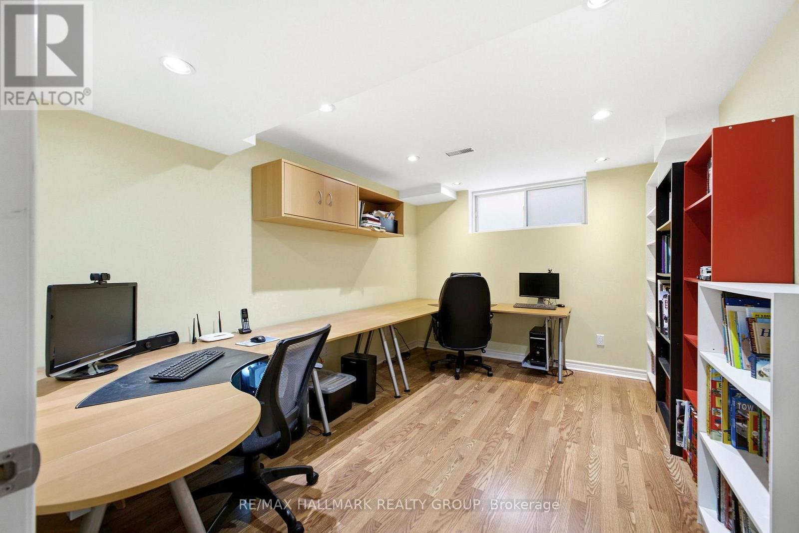 92a Upney Drive, Ottawa, Ontario K2J 5H3 - Photo 43 - X12964068