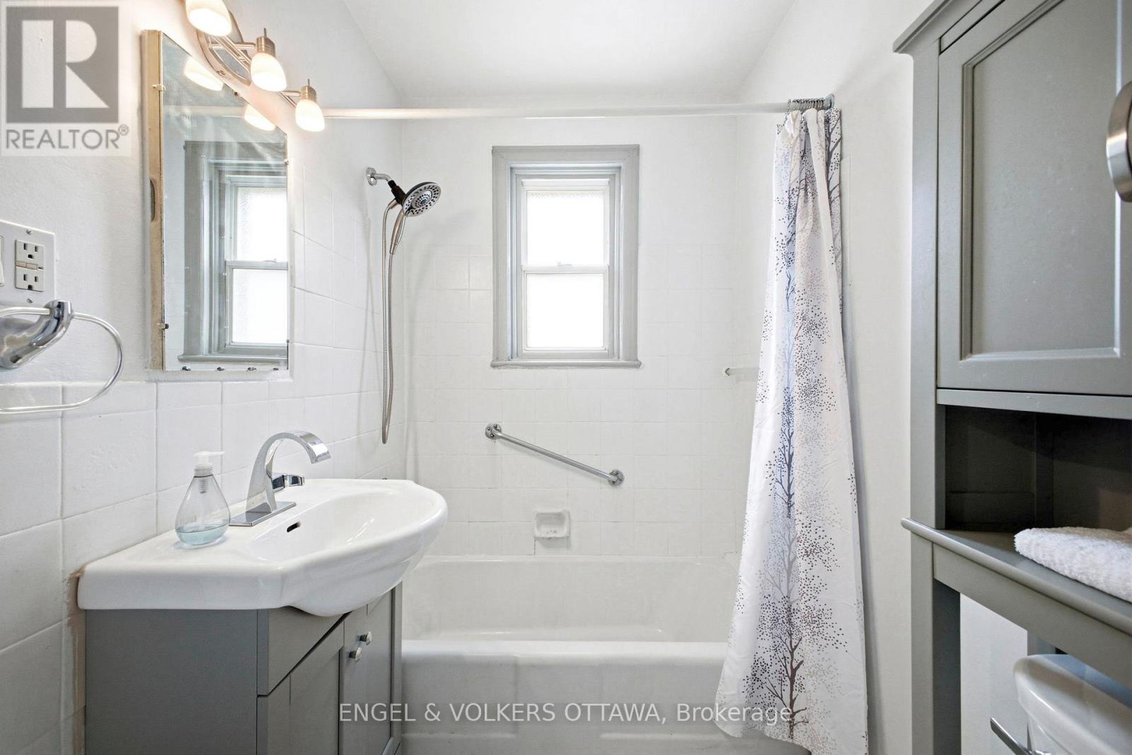 1223 Erie Avenue, Ottawa, Ontario  K1V 6G5 - Photo 11 - X12964090