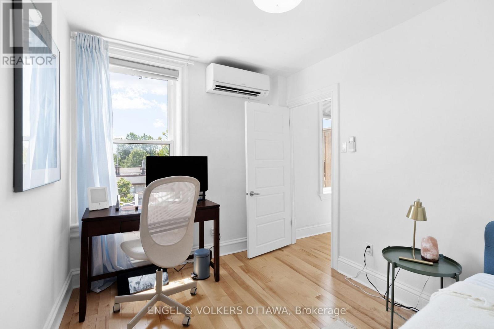 244 Flora Street, Ottawa, Ontario  K1R 5R9 - Photo 37 - X12964094