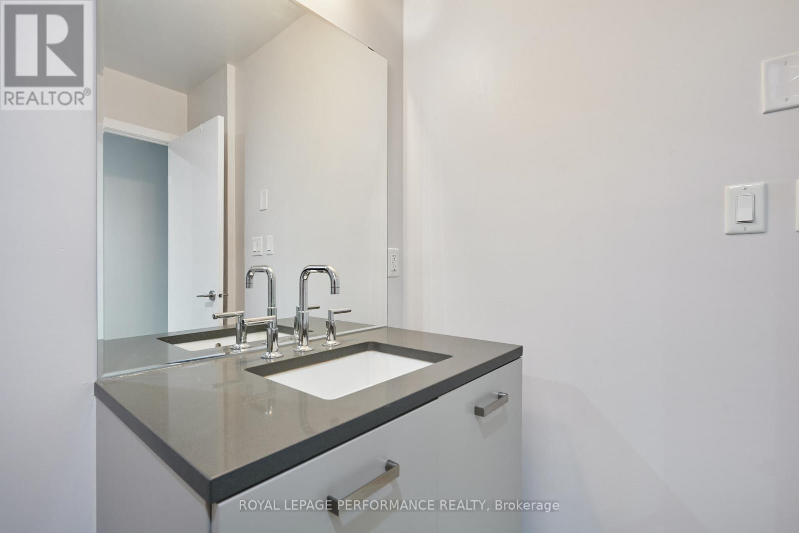 708 - 224 Lyon Street N, Ottawa, Ontario K1R 0C1 - Photo 30 - X12964112