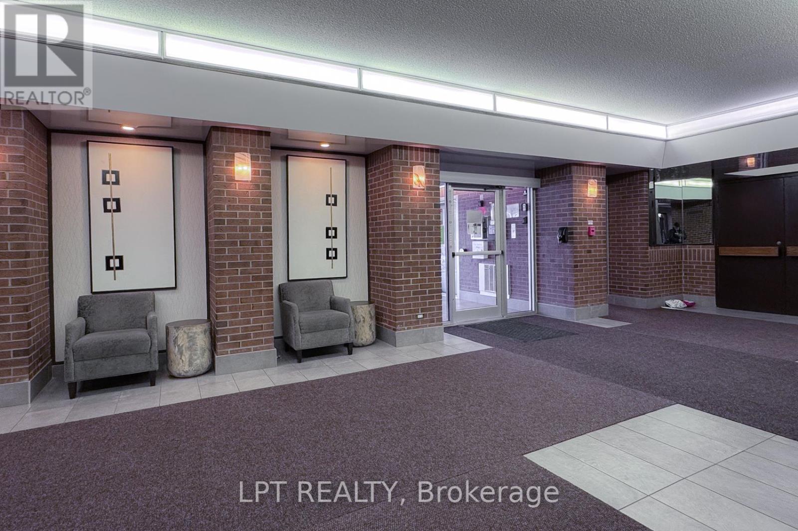 802 - 1380 Prince Of Wales Drive, Ottawa, Ontario  K2C 3N5 - Photo 5 - X12964150