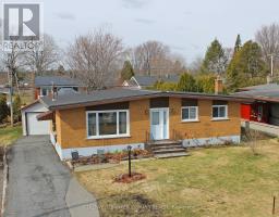 56 MEIKLE STREET, South Dundas, Ontario